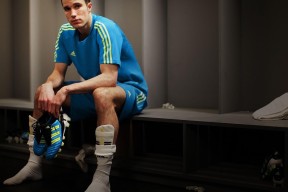 fifa-内马尔詹姆斯双雄会，80分钟鏖战塞尔维亚，关键助攻定乾坤